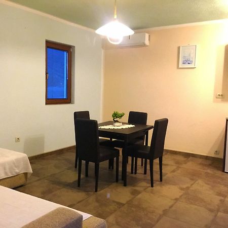 Apartments Lola Tivat Exterior foto