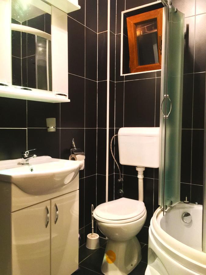Apartments Lola Tivat Exterior foto
